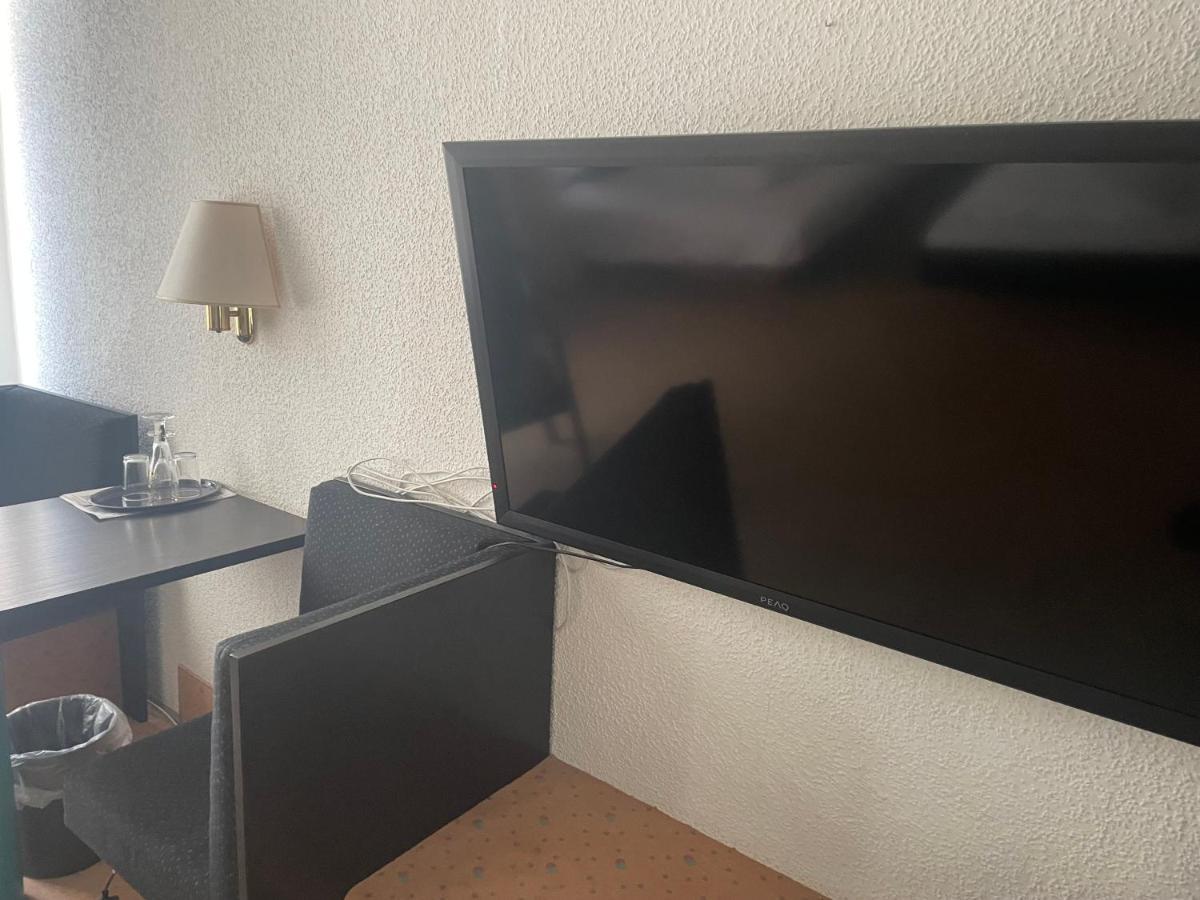 Hotel Bitterfelder Hof Eksteriør billede
