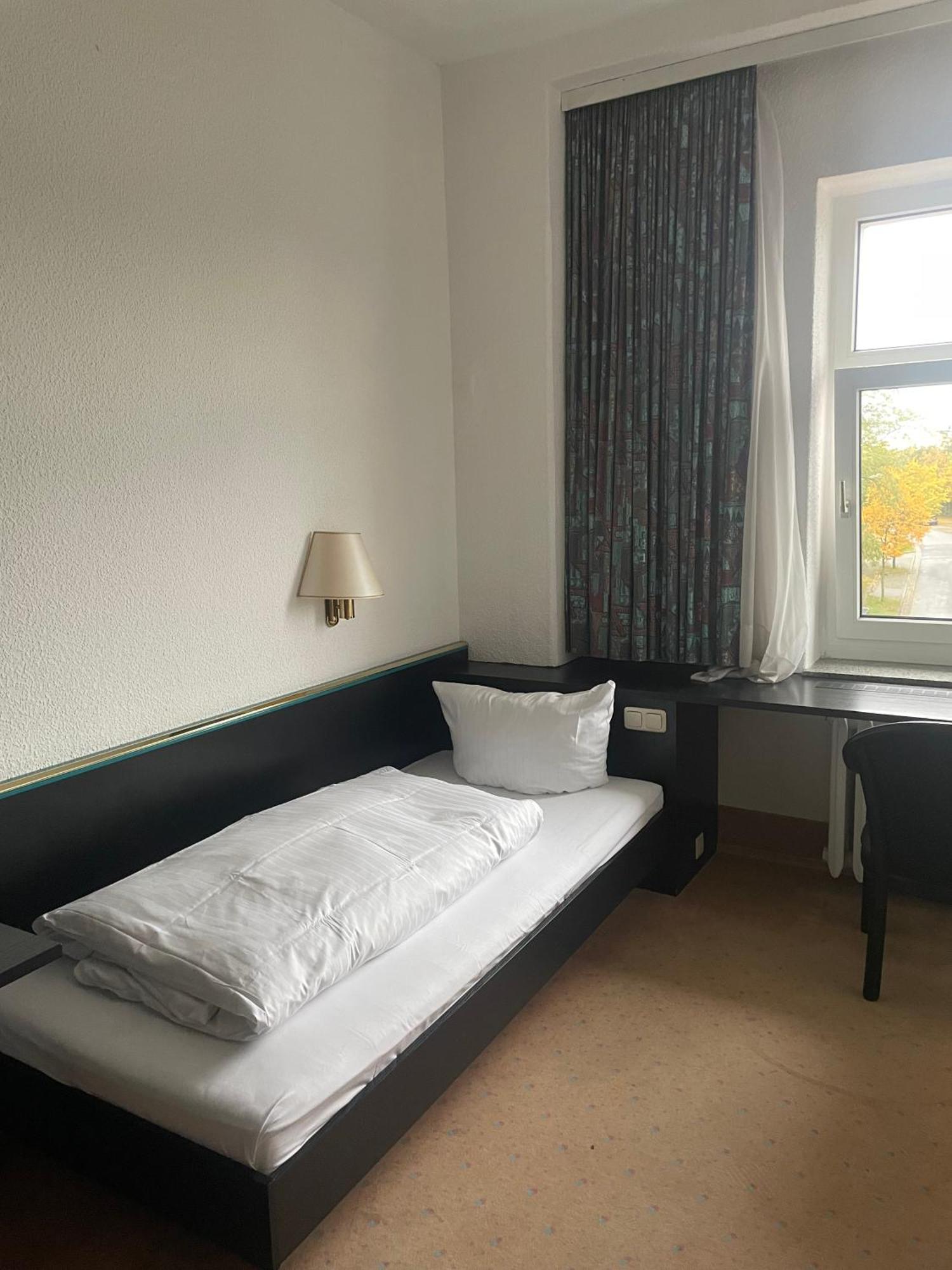 Hotel Bitterfelder Hof Eksteriør billede